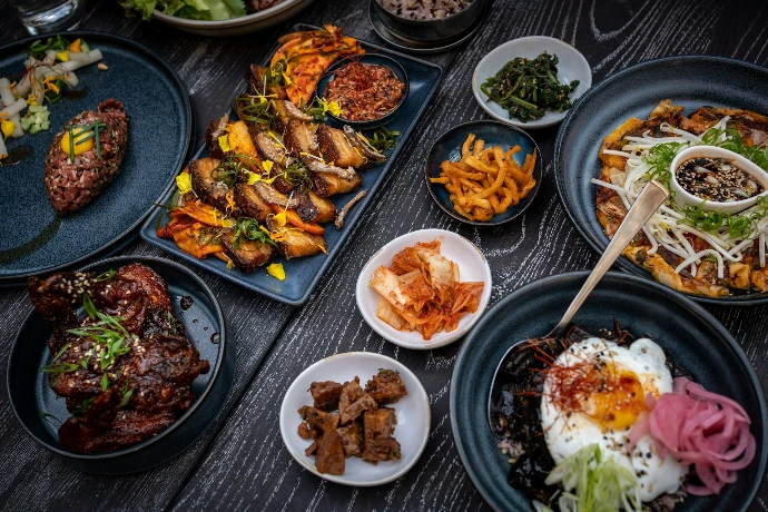 Tavolo con cucina coreana